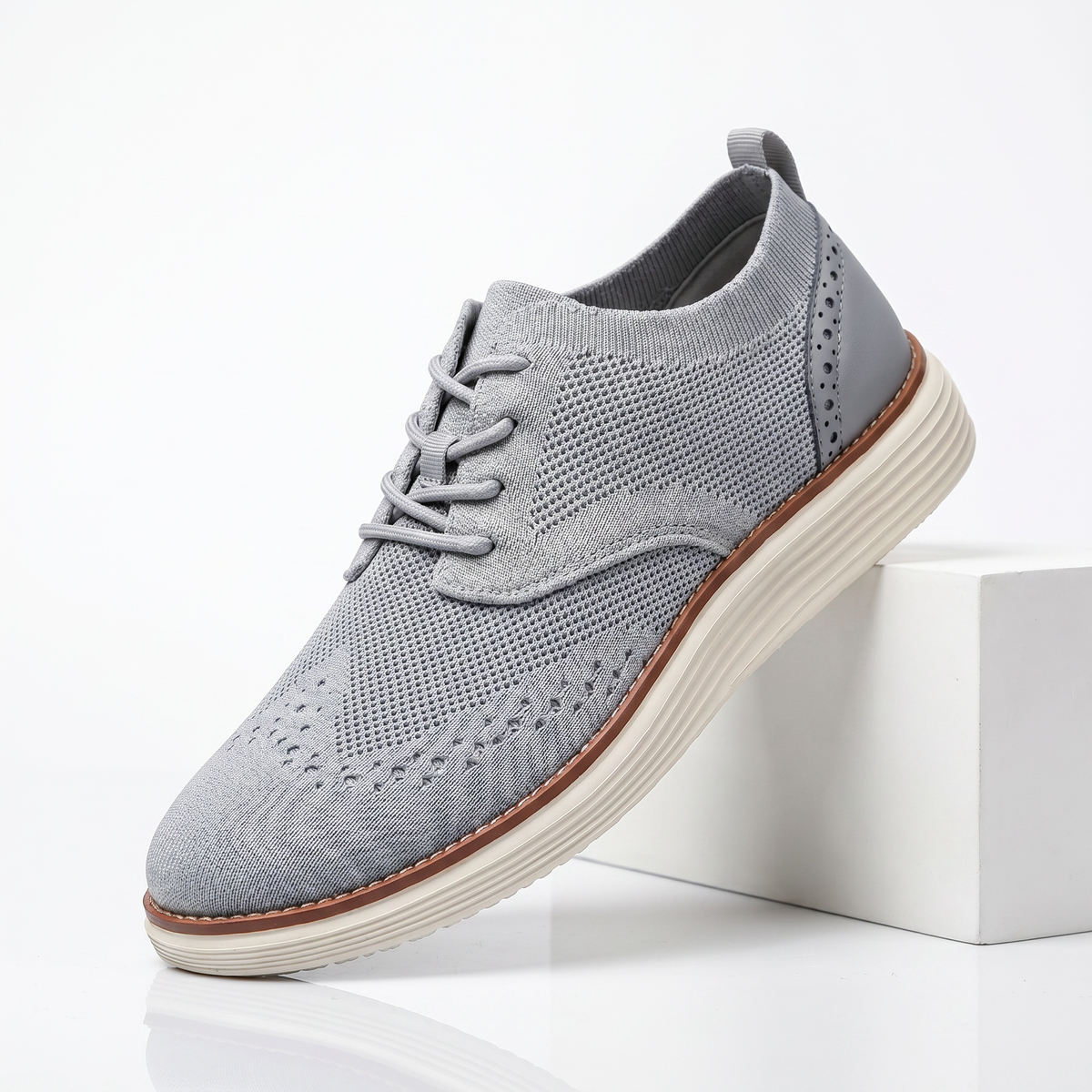 Cassian Classic Sneaker