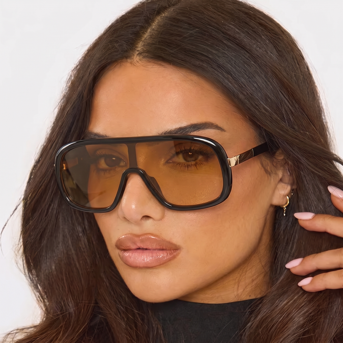 Aurelio Shades