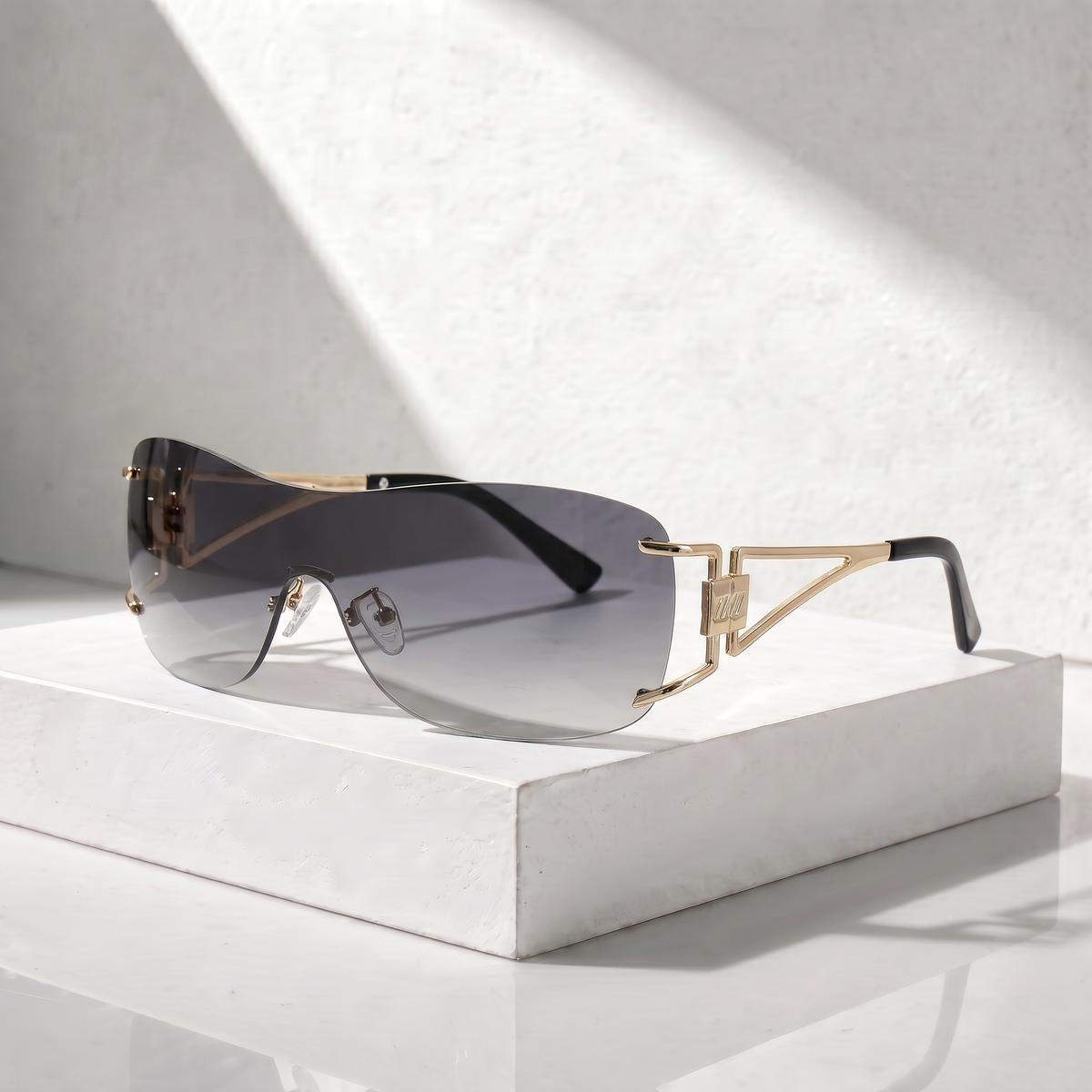 Élan Shades