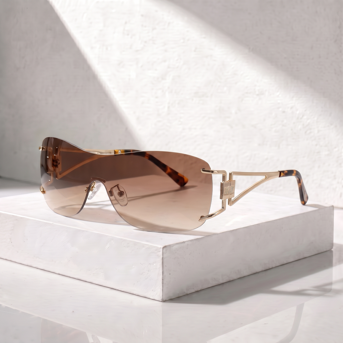 Élan Shades