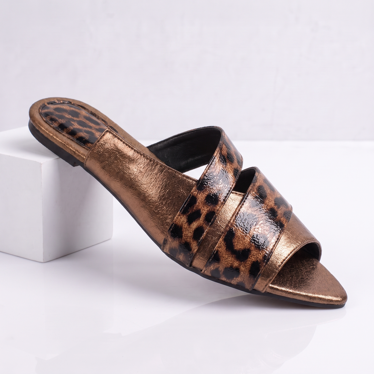 Mirelle Slides