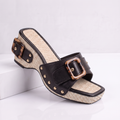 Solenne Wedges